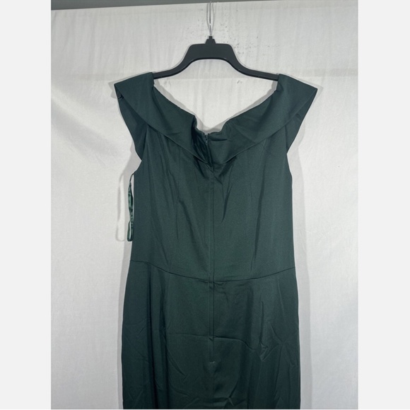 NWT‎ $365 La Femme [SZ 14 ] Surplice Off the Shoulder Column Gown Emerald green - Picture 8 of 14